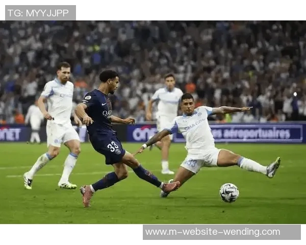 厄瓜多尔与法国的精彩对决揭示足球战术与文化的碰撞与融合